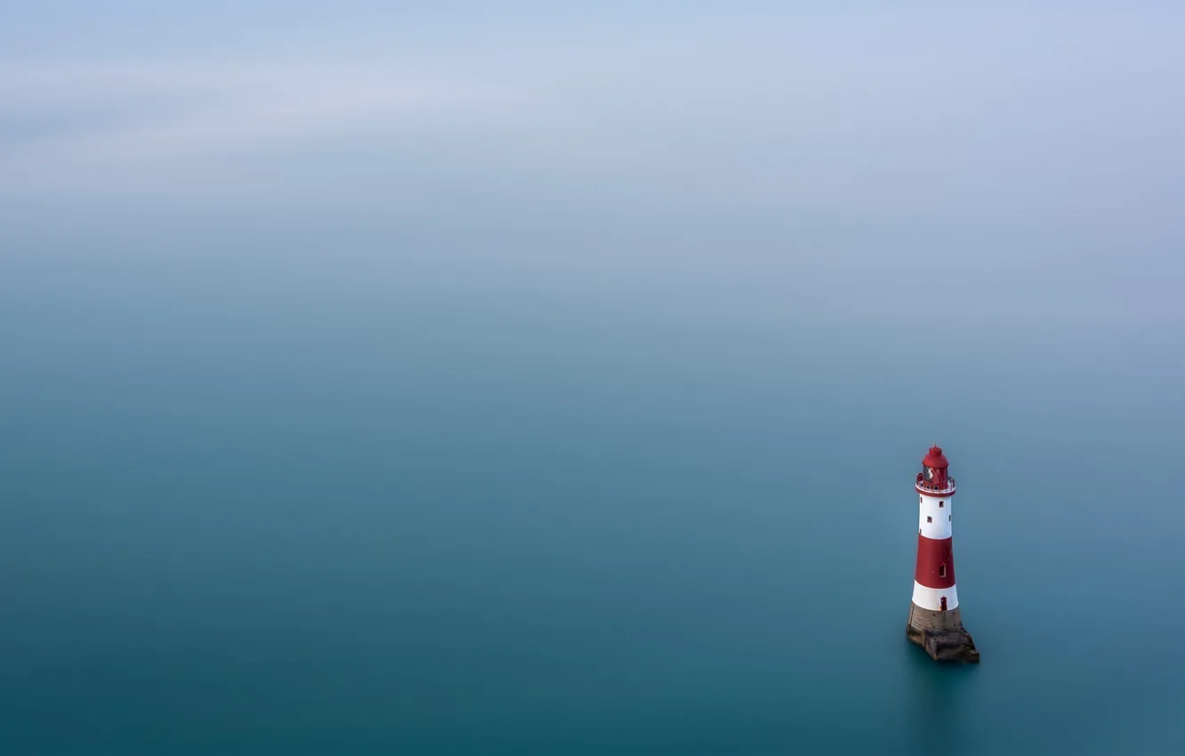 Фото обои England, Ocean, Lighthouse, East Sussex, Atmospheric