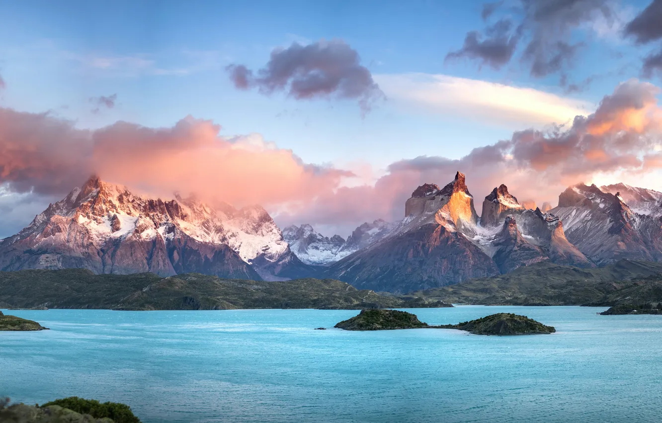 Фото обои Природа, Красота, Nature, Mountains, Panorama, Torres del Paine National Park, Sunny day, Cloudy Sky