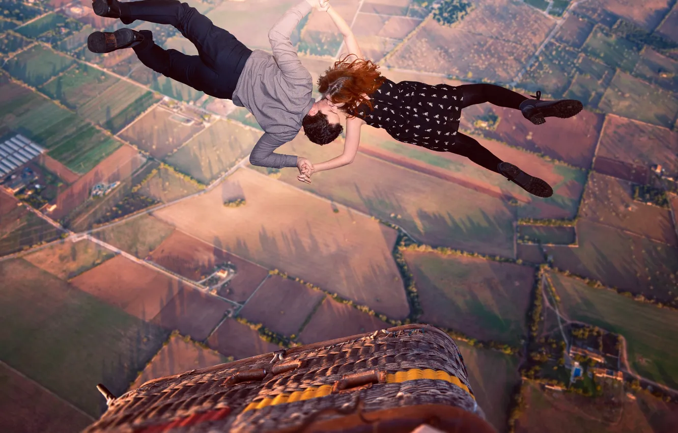 Фото обои девушка, воздушный шар, пара, полёт, парень