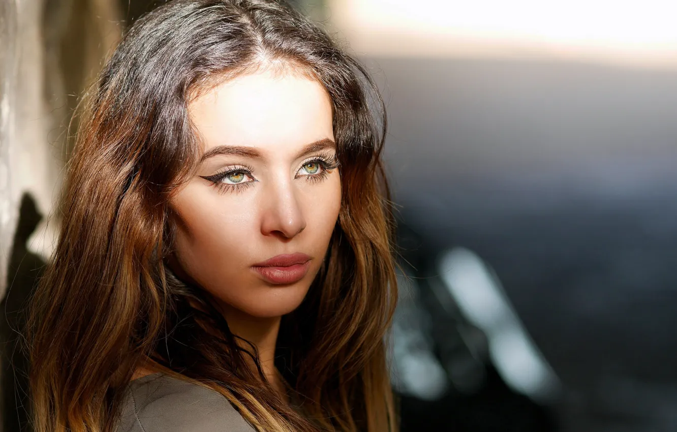 Фото обои лицо, фон, волосы, красотка