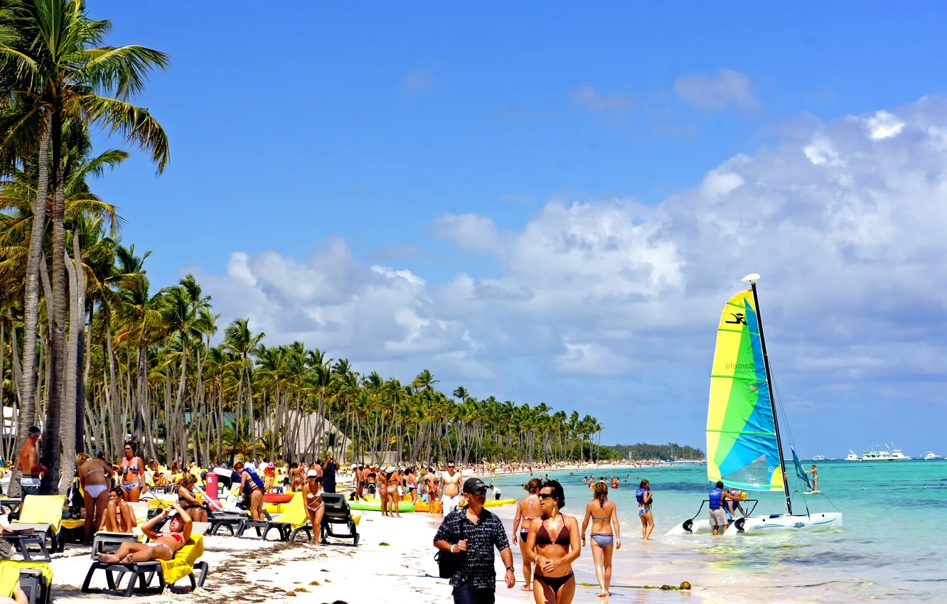 Фото обои песок, пляж, вода, солнце, люди, Доминикана