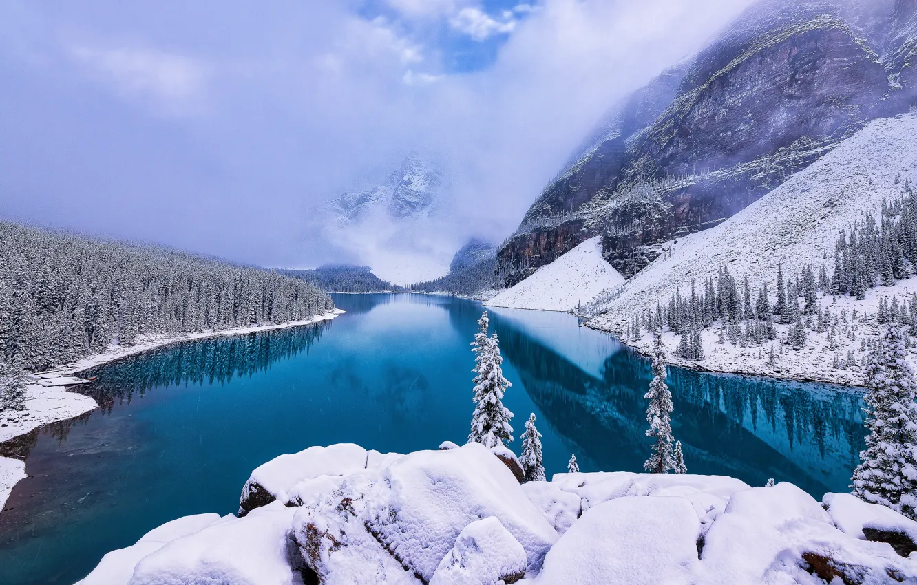 Фото обои зима, лес, снег, горы, озеро, берег, ели, Канада