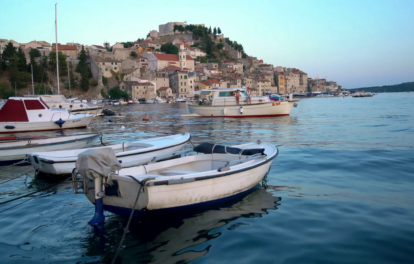 Фото обои море, город, лодки, Хорватия, Ядран, Шибеник
