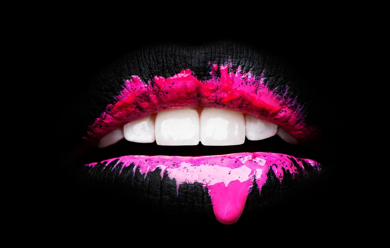 Фото обои стиль, розовый, капля, зубы, Губы, мода, чёрный фон