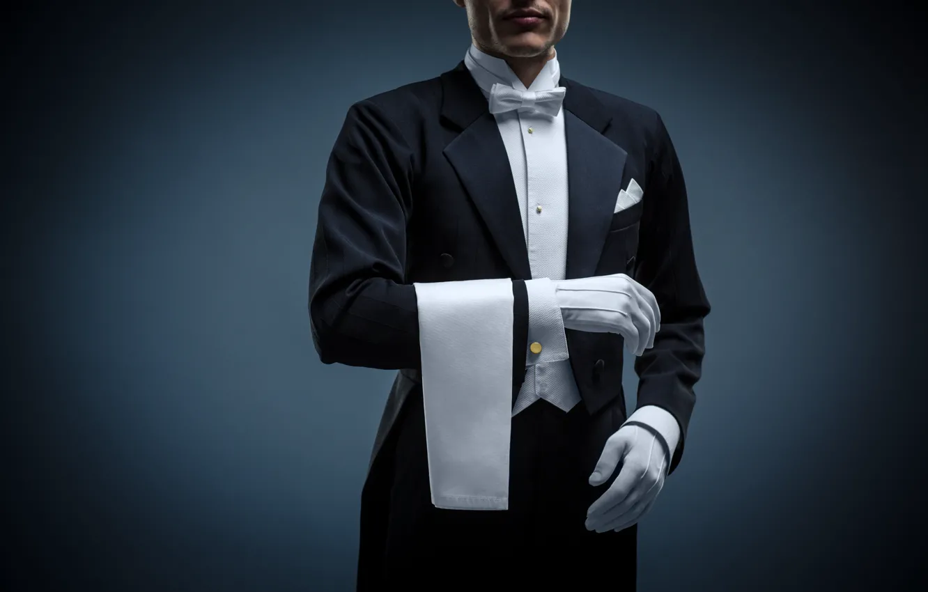 Фото обои man, elegant, uniform, butler