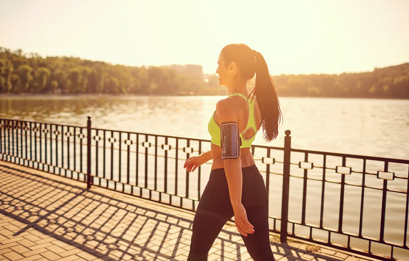 Фото обои sunset, model, walk