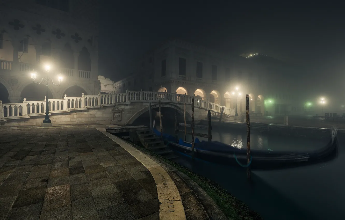 Фото обои Bridge, Night, Venezia, Lamps, Gondolas