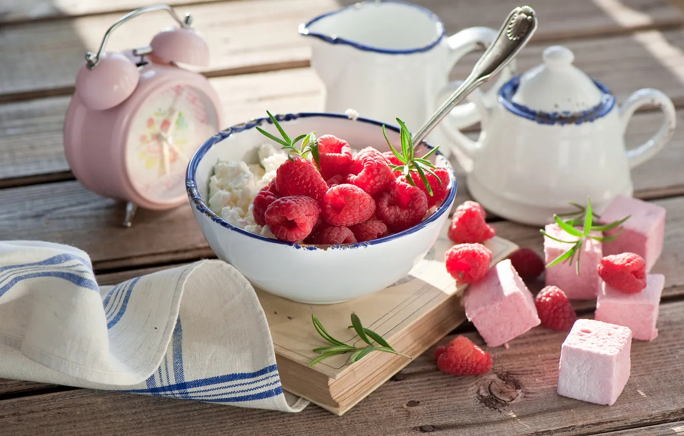 Фото обои ягоды, малина, десерт, творог, зефир, Anna Verdina, маршмэллоу