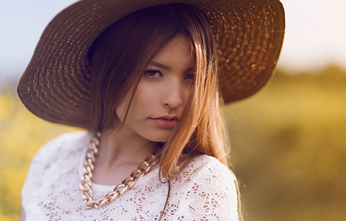 Фото обои взгляд, портрет, Daniela