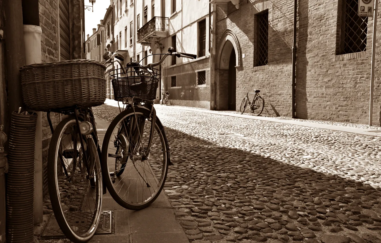 Фото обои дорога, город, улица, здания, дома, брусчатка, Италия, Italy