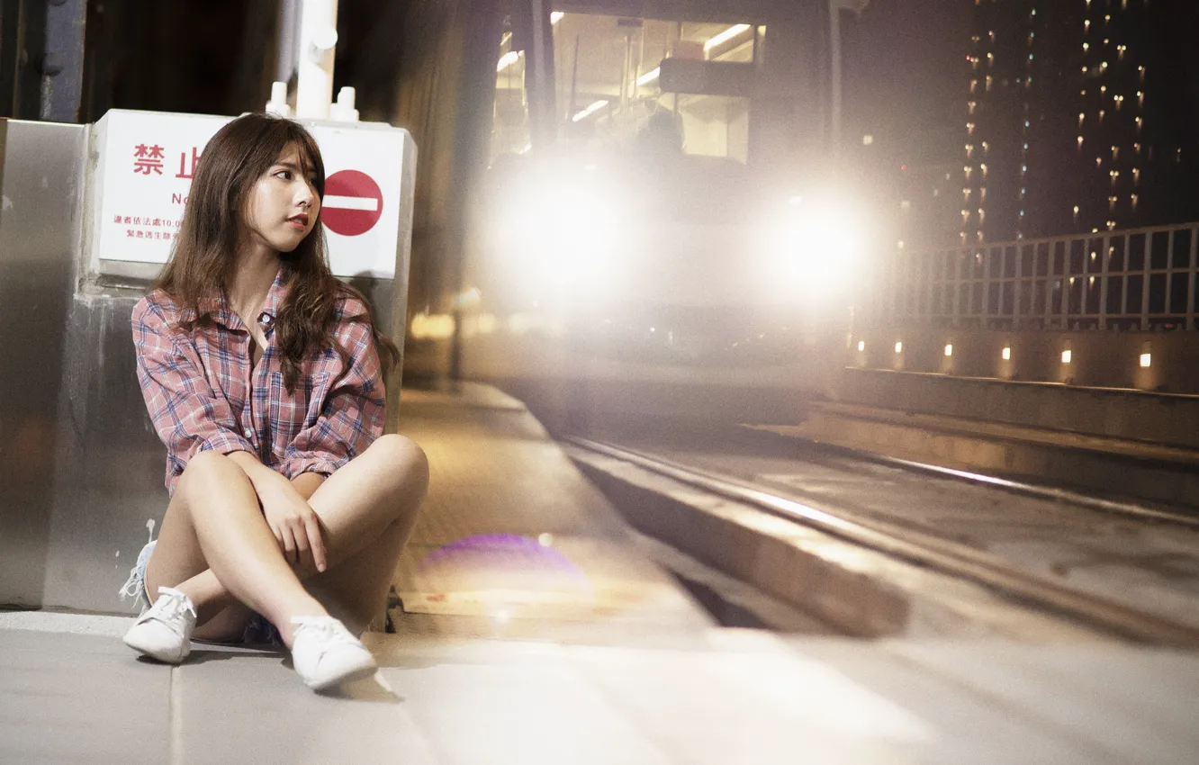Фото обои light, girl, woman, Train, asian, cute, Railroad