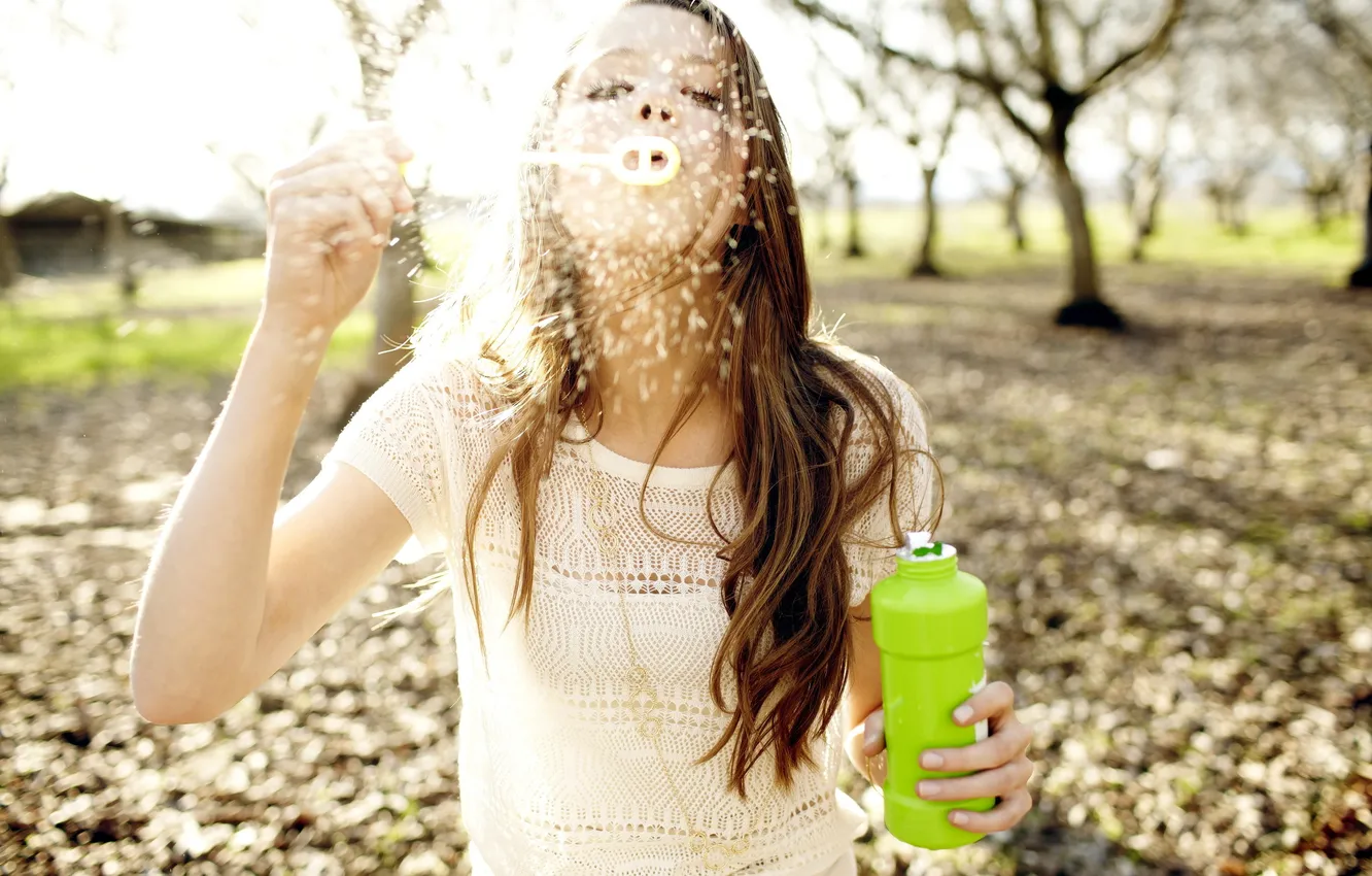 Фото обои лето, девушка, пузыри, настроение