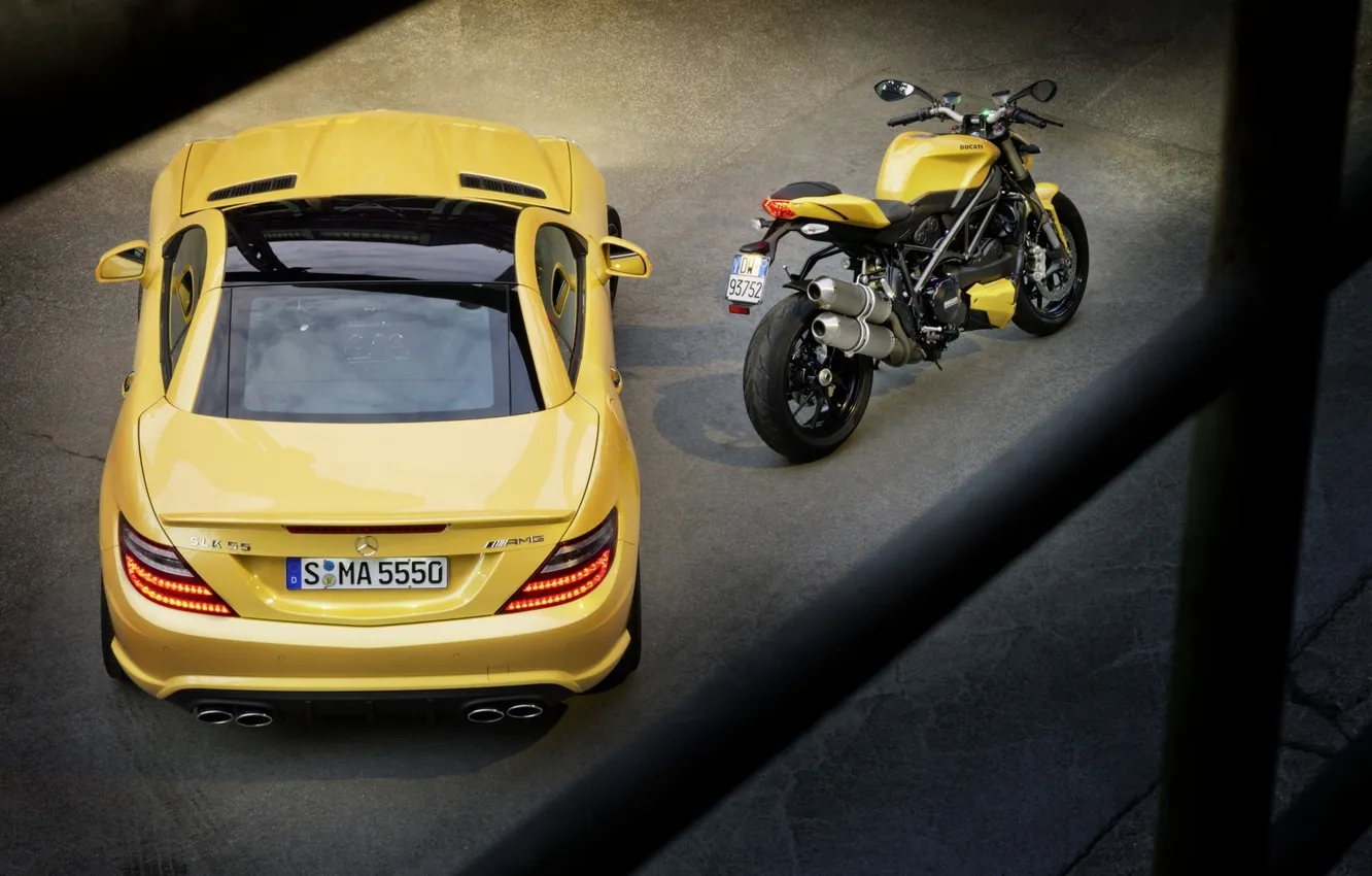 Фото обои машина, желтый, Mercedes-Benz, мотоцикл, суперкар, байк, Ducati, мерседес