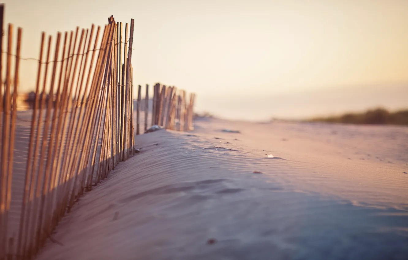 Фото обои песок, природа, забор, дюны