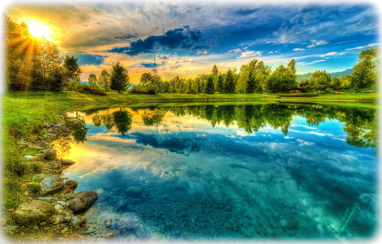 Фото обои небо, пейзаж, природа, озеро, фото, HDR, лучи света