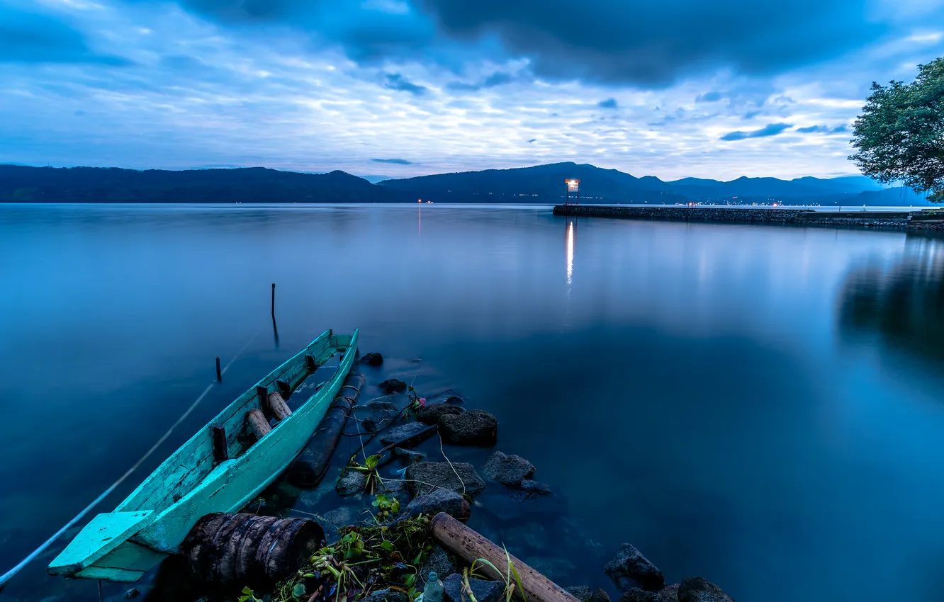 Фото обои вода, природа, озеро, рассвет, сумерки, Lake Toba