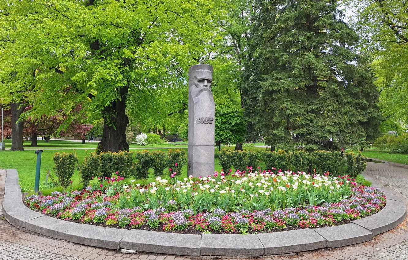 Фото обои Parks in Latvia, Monument to Krišjānis Barons, Wallpapers Latvia, Riga monuments