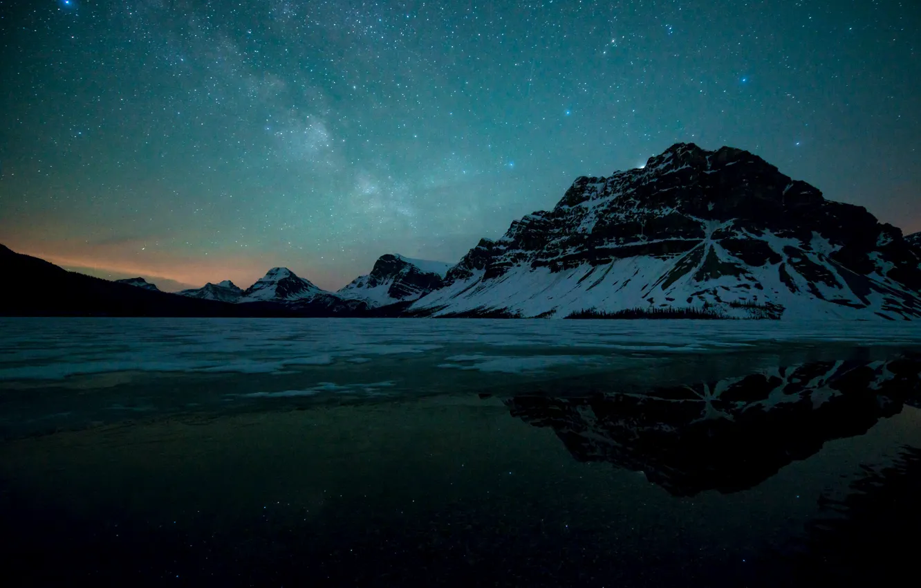 Фото обои зима, небо, звезды, горы, ночь, Milky Way, Thawing Bow Lake