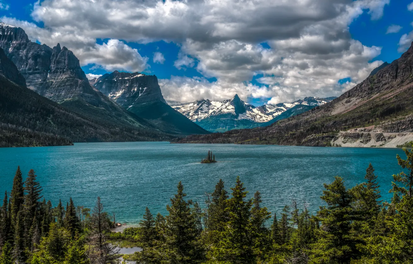 Фото обои облака, горы, озеро, Монтана, островок, Glacier National Park, Saint Mary Lake, Скалистые горы