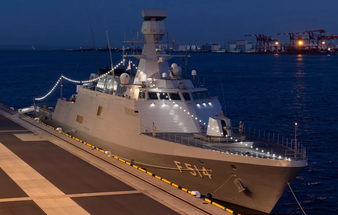 Фото обои Япония, визит, 2024, TCG Kinaliada, F514