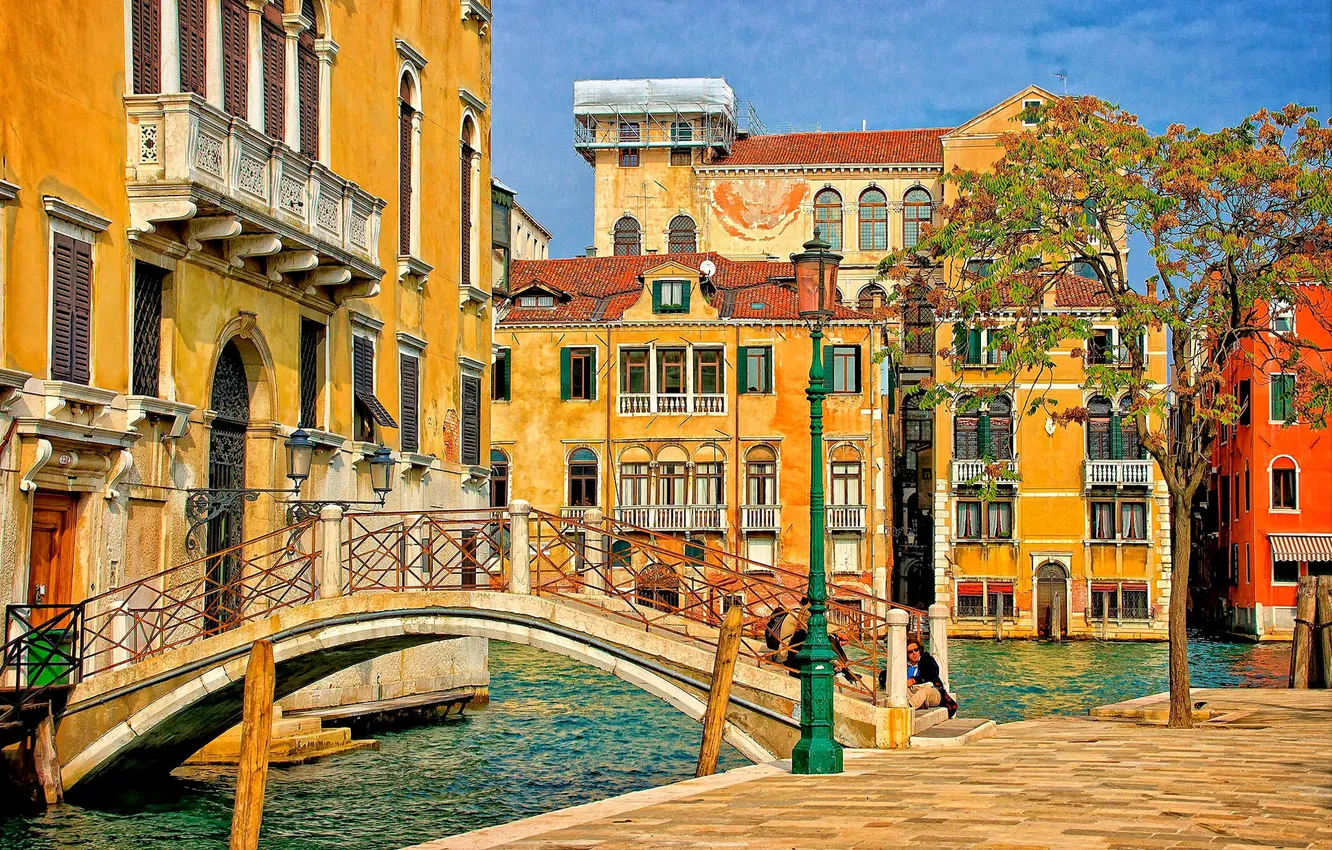 Фото обои мост, дерево, дома, Италия, фонарь, Венеция, канал