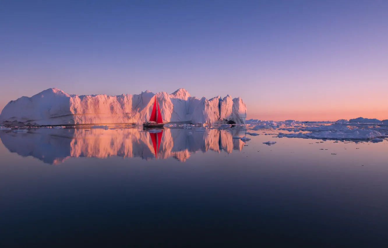 Фото обои море, отражение, лодка, яхта, айсберг, алые паруса, Гренландия, Greenland