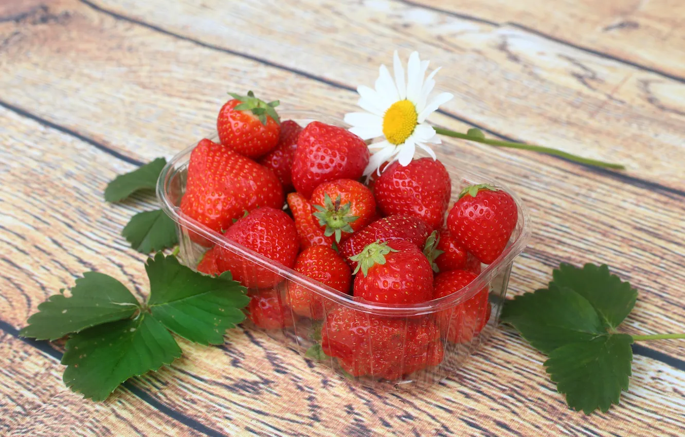 Фото обои ягоды, Клубника, спелая