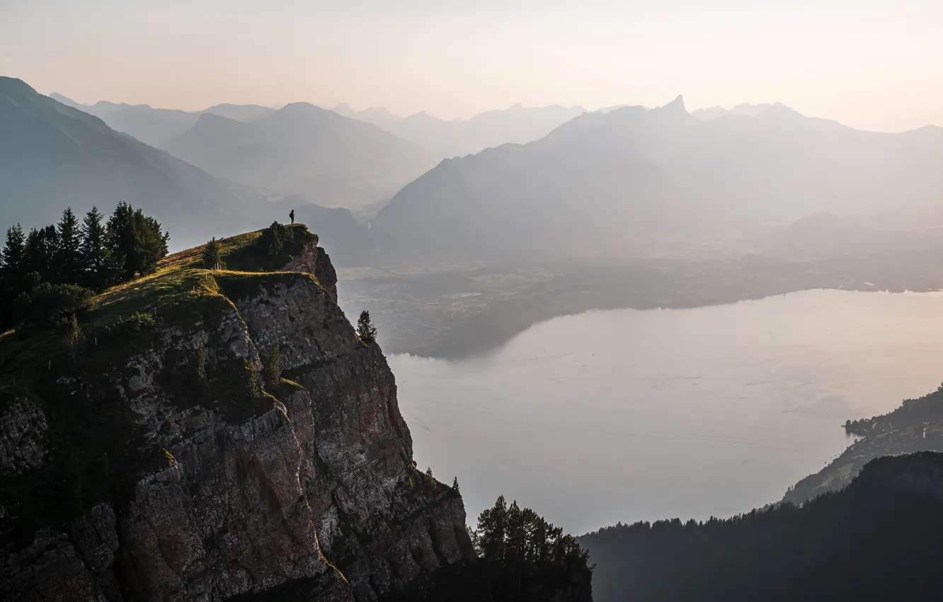 Фото обои деревья, горы, река, скалы, человек, высота, Швейцария, панорама
