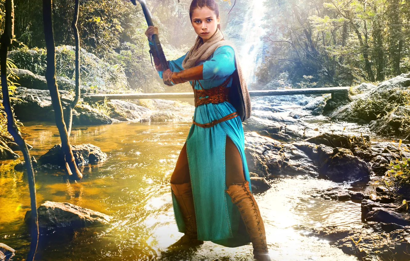 Фото обои лес, взгляд, поза, река, сказка, Мила Сивацкая, Последний богатырь, Василиса Премудрая