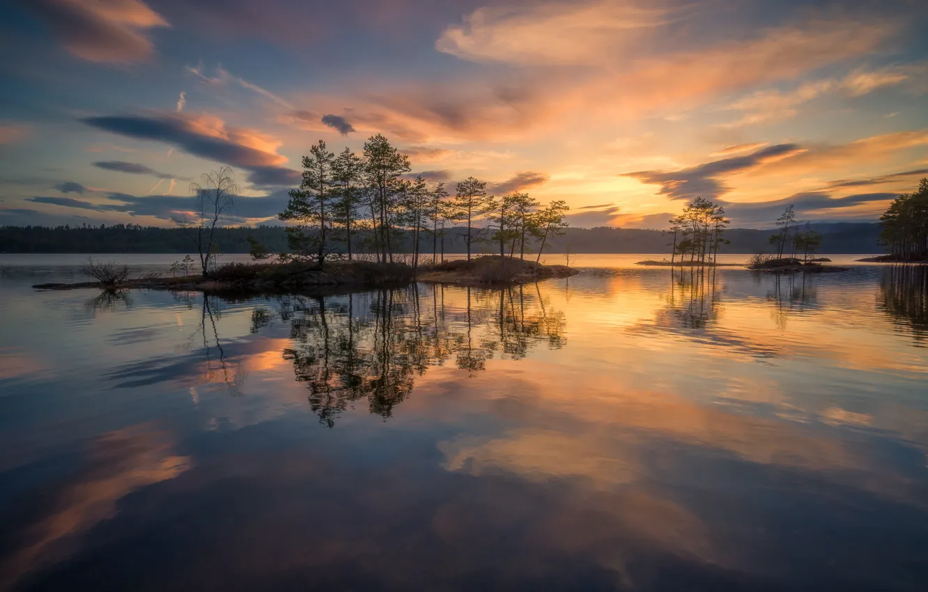 Фото обои небо, вода, деревья, закат, озеро, отражение, Норвегия, островок