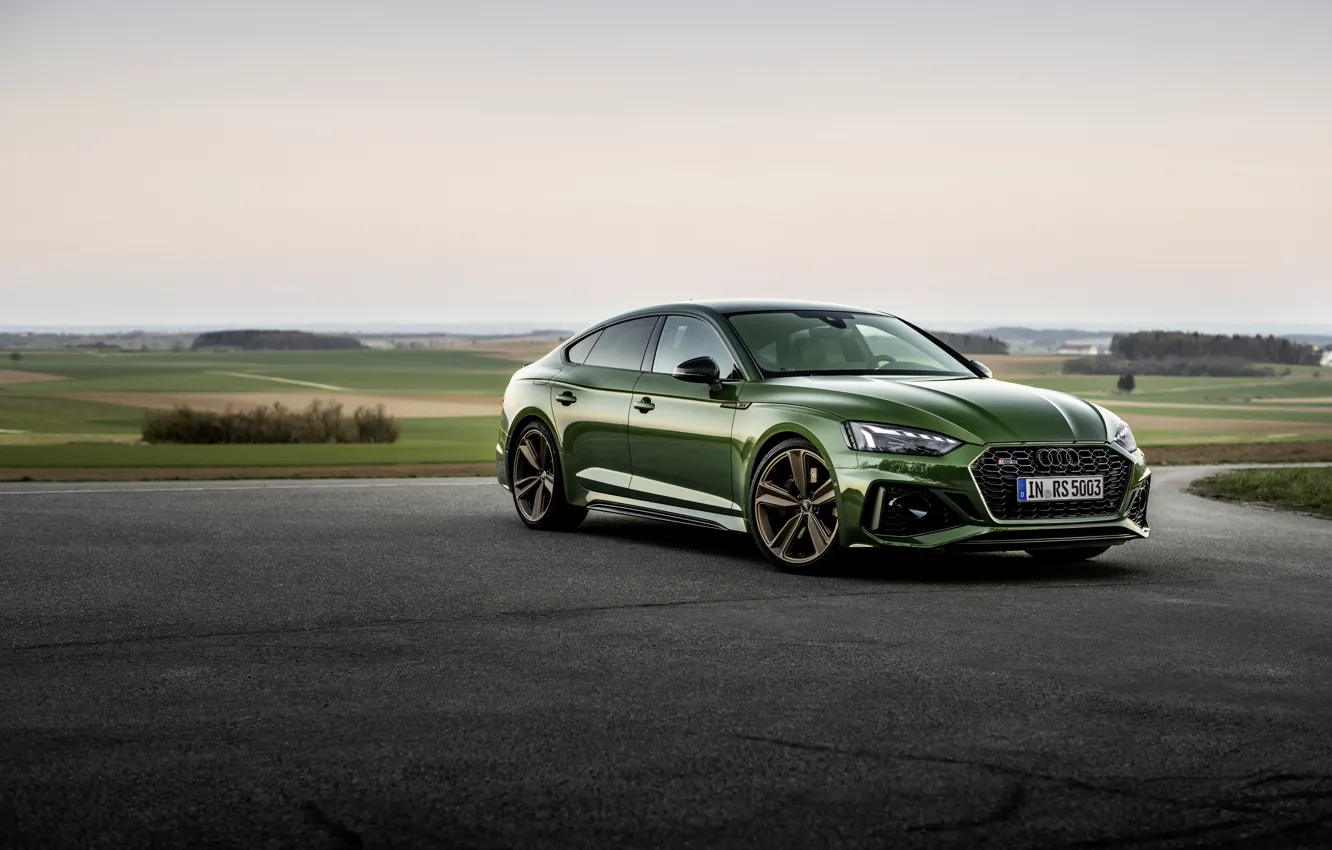Фото обои Audi, стоянка, зелёный, RS 5, 2020, спортбэк, RS5 Sportback