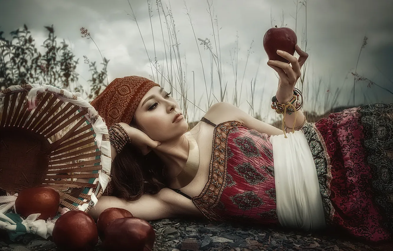 Фото обои девушка, яблоки, азиатка