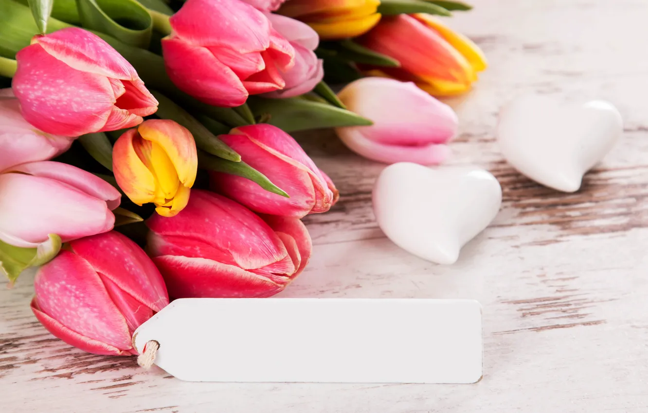Фото обои цветы, букет, тюльпаны, love, wood, romantic, hearts, tulips