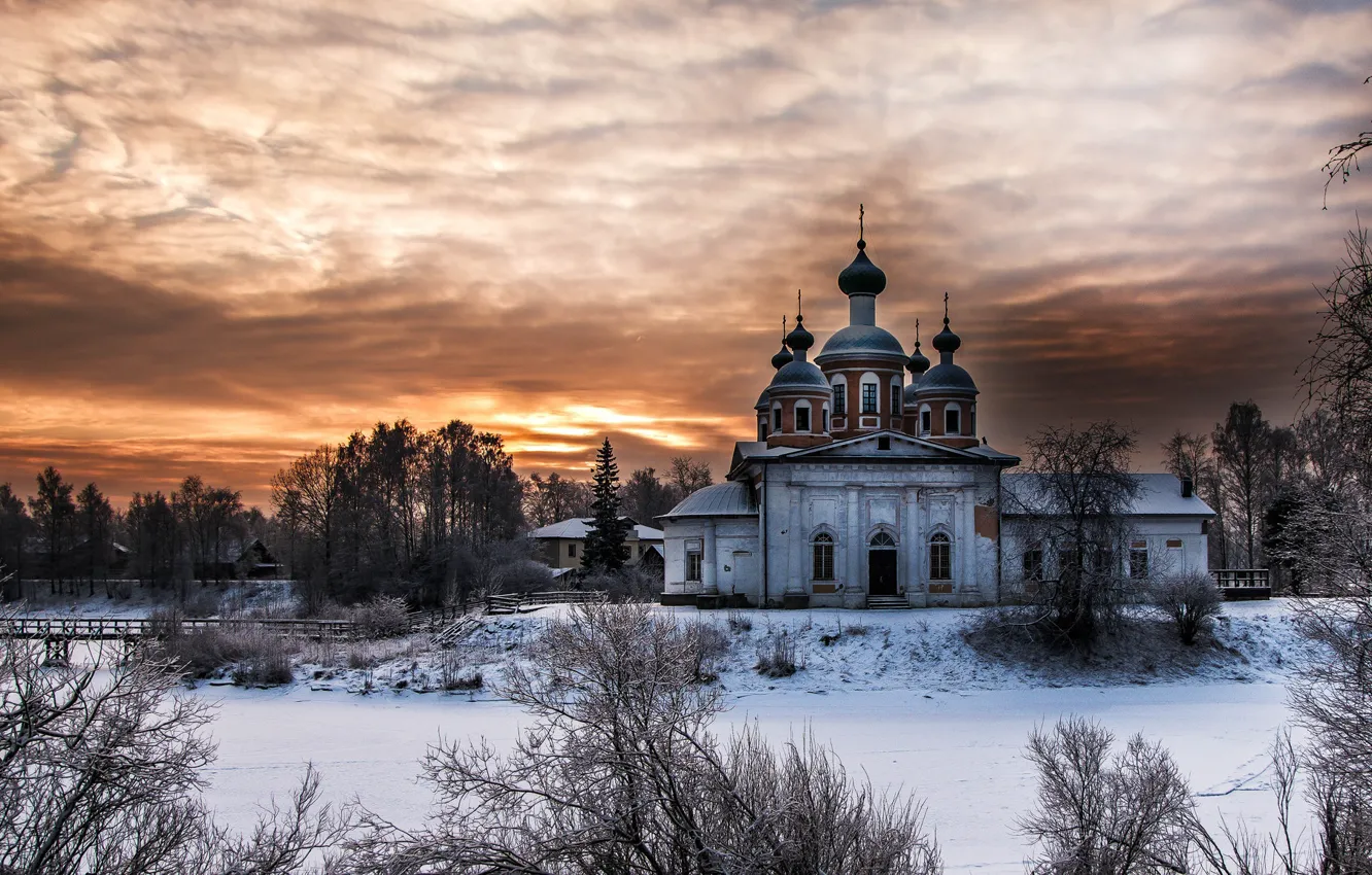 Фото обои зима, закат, храм