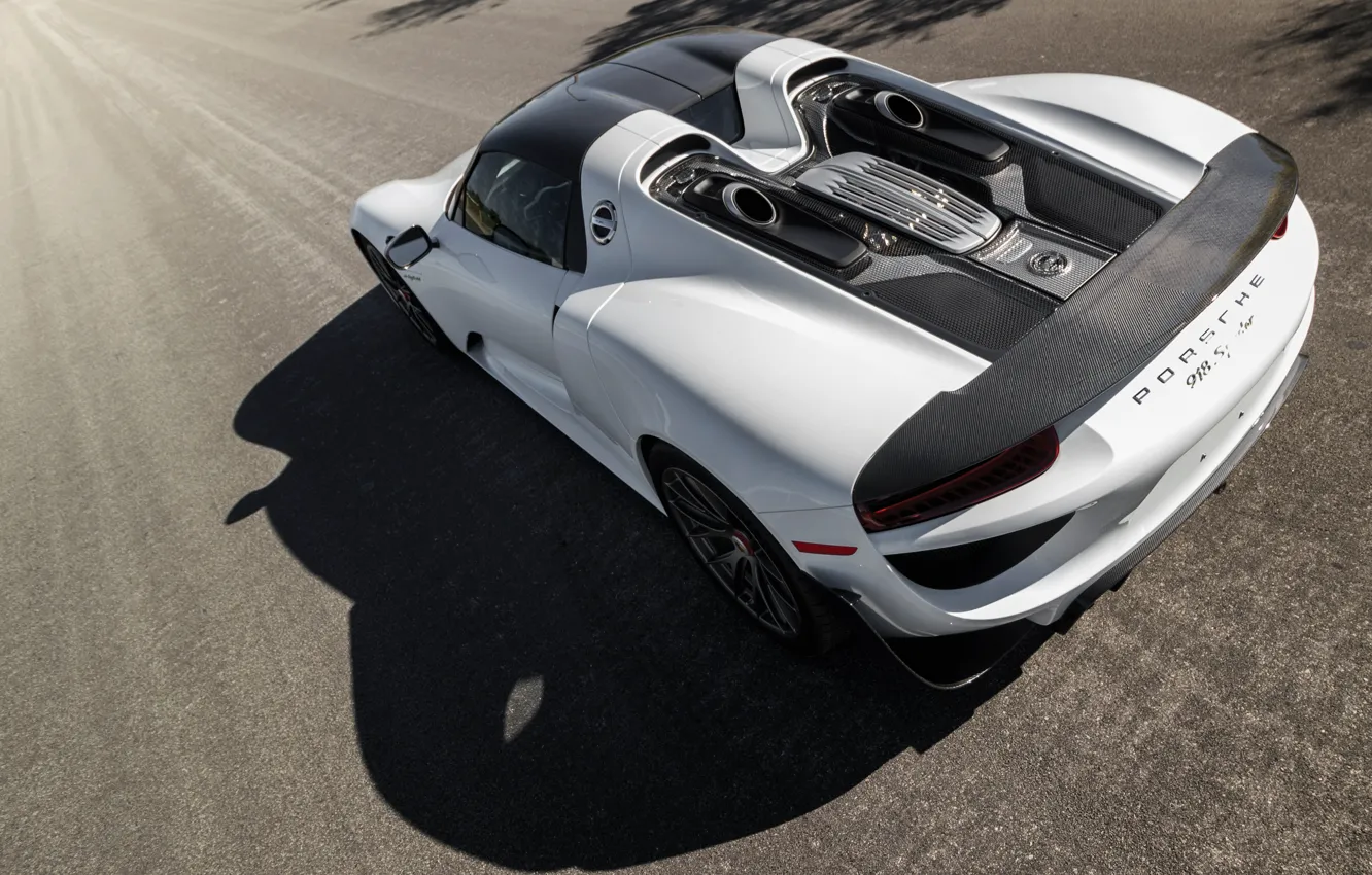 Фото обои Porsche, 918, hypercar, Porsche 918 Spyder Weissach Package