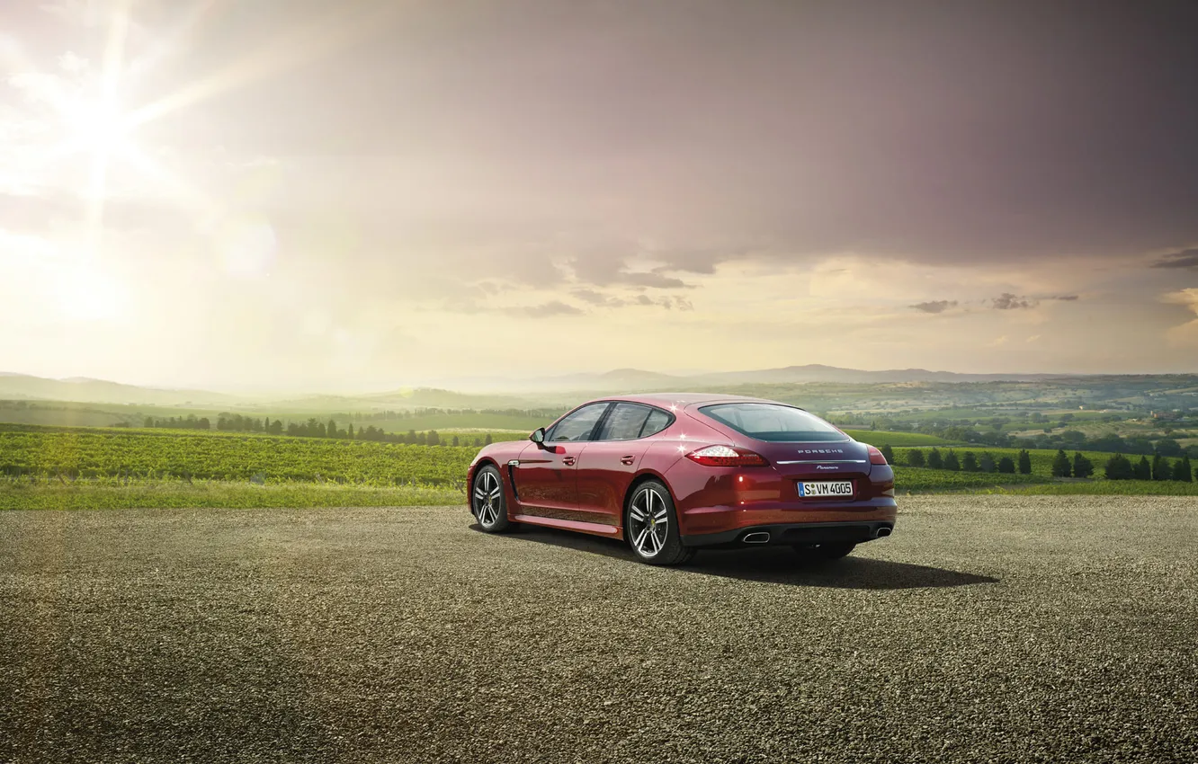 Фото обои солнце, Porsche, panamera, дорогаб долинаб красный