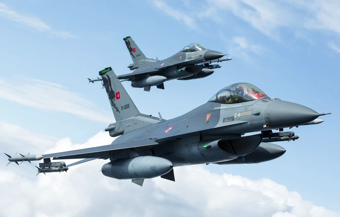 Фото обои sky, clouds, f-16, turkish air forces