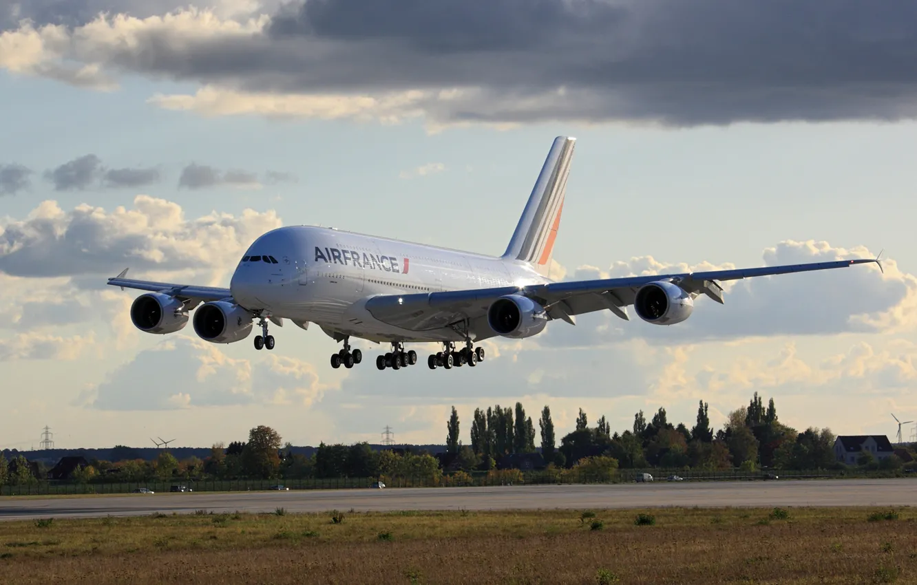 Фото обои A380, Airbus, Aviatoin, Airfrance, Landing