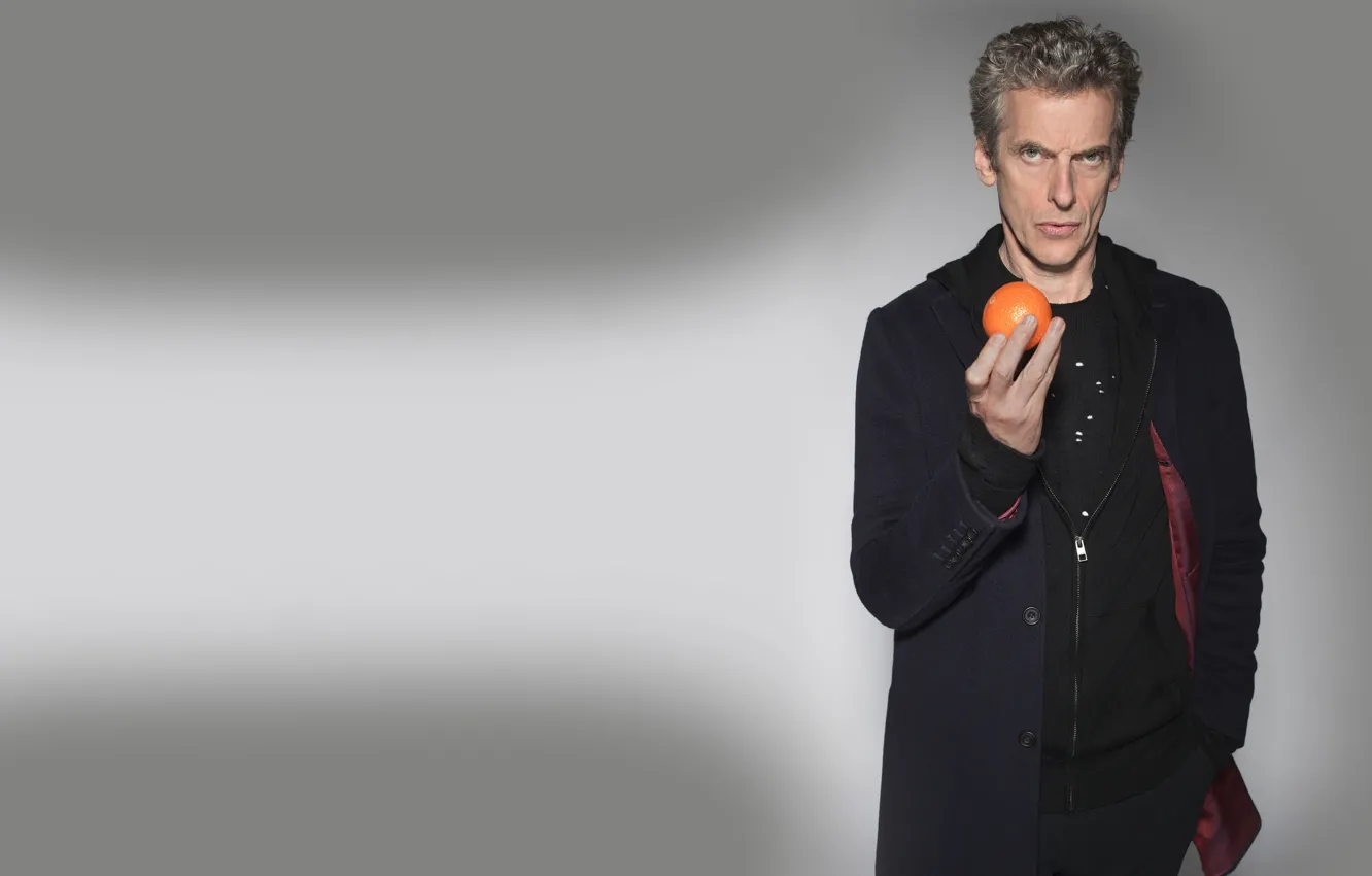 Фото обои взгляд, фон, актер, мужчина, Doctor Who, Доктор Кто, мандарин, Peter Capaldi