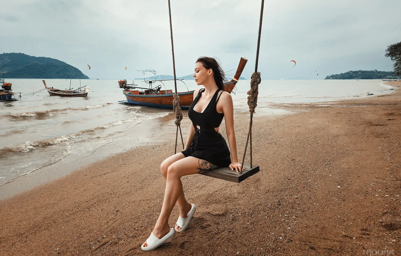 Фото обои девушка, beach, sky, clouds, model, tattoo, women, brunette
