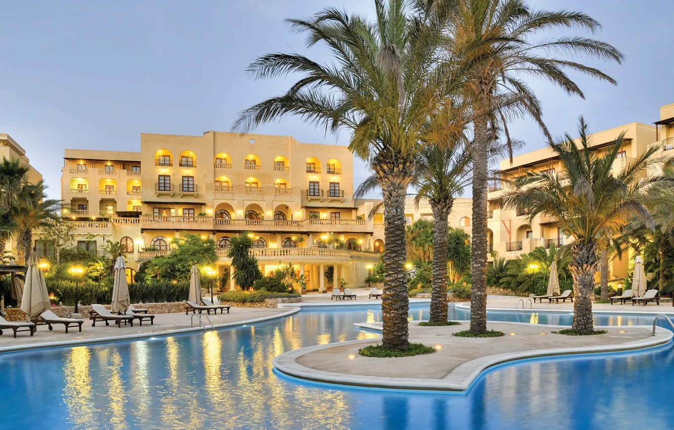 Фото обои пальмы, бассейн, отель, Мальта, Валетта, Kempinski Hotel San Lawrenz