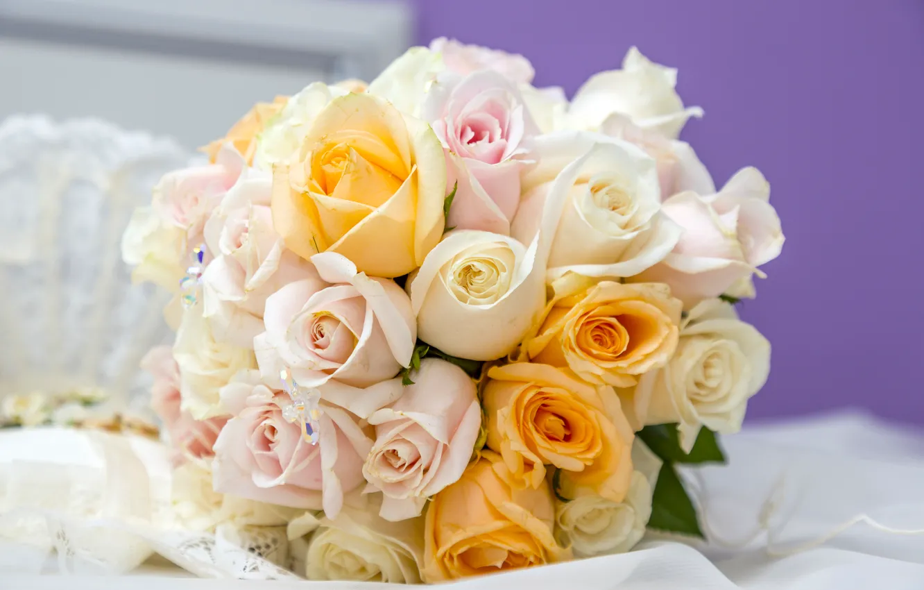 Фото обои розы, букет, розовые, белые, оранжевые