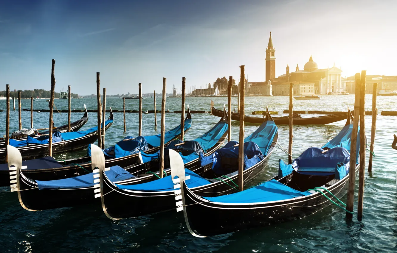 Фото обои море, остров, пристань, лодки, Италия, Венеция, Italy, гондолы