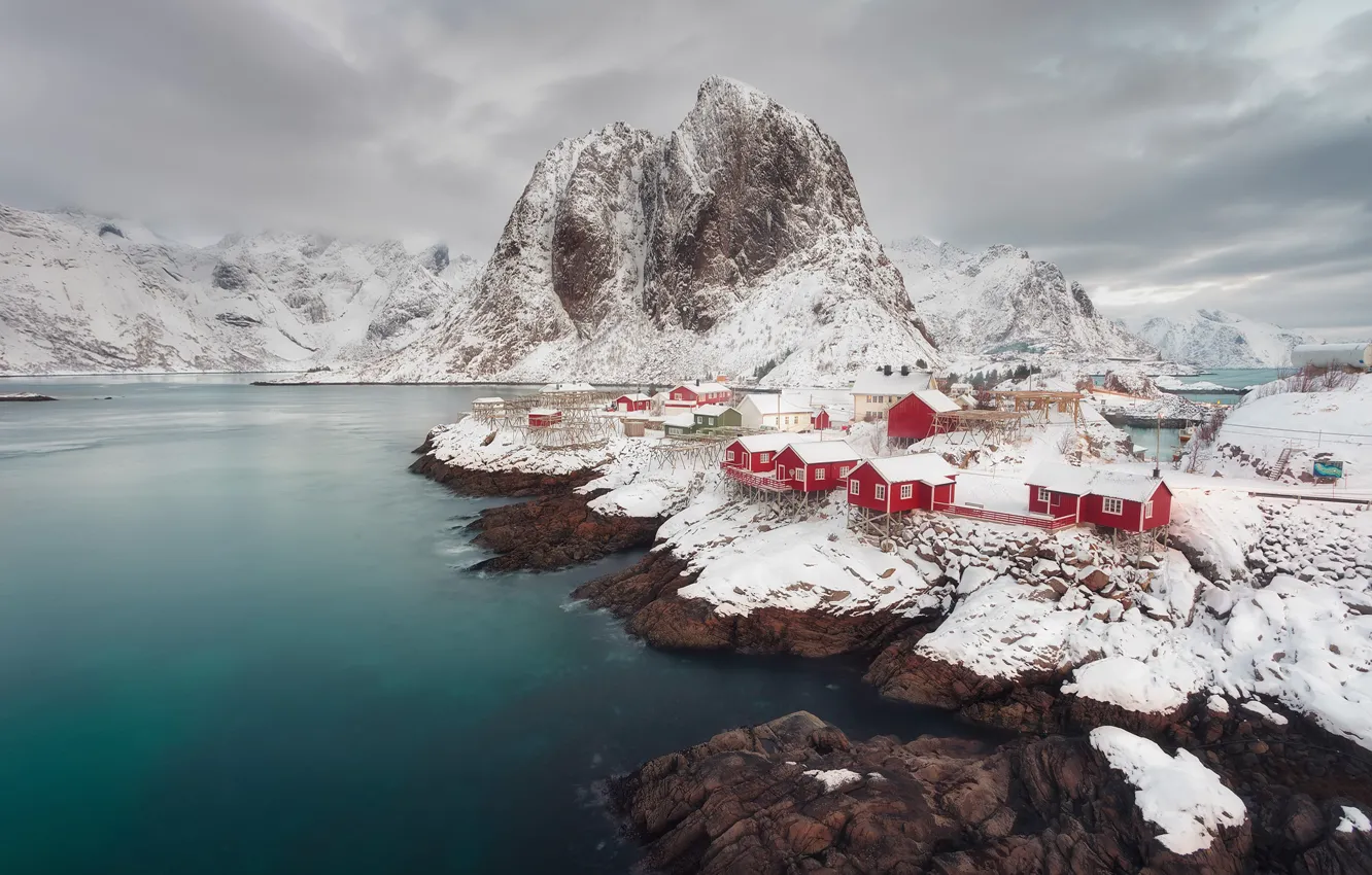Фото обои зима, море, снег, горы, скалы, Норвегия, поселение, фьорд