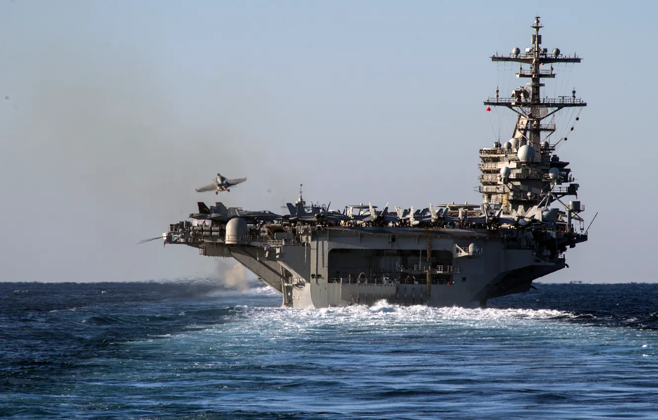Фото обои небо, самолет, взлёт, Атлантический океан, авианосец USS George HW Буш (CVN 77), F/A-18 Hornet