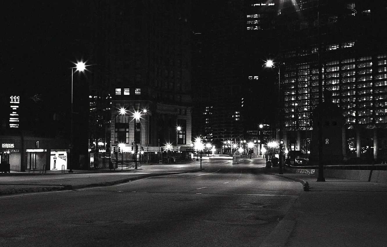 Фото обои ночь, улица, небоскребы, Чикаго, фонари, USA, Chicago, illinois