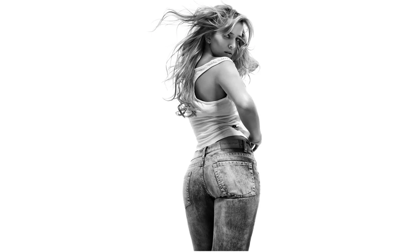 Фото обои модель, джинсы, черно-белое, Luisana Lopilato, Луисана Лопилато