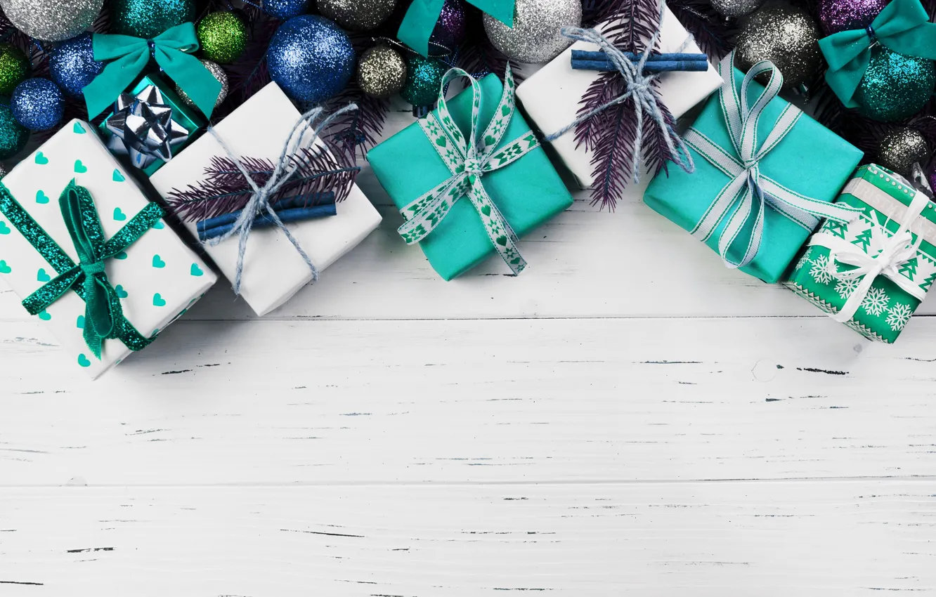 Фото обои праздник, шары, игрушки, новый год, подарки, Blue, Green, Table