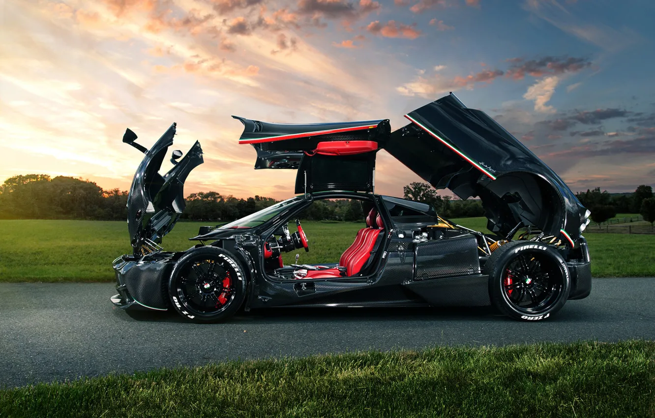 Фото обои трансформер, Pagani Huayra, La Monza Lisa