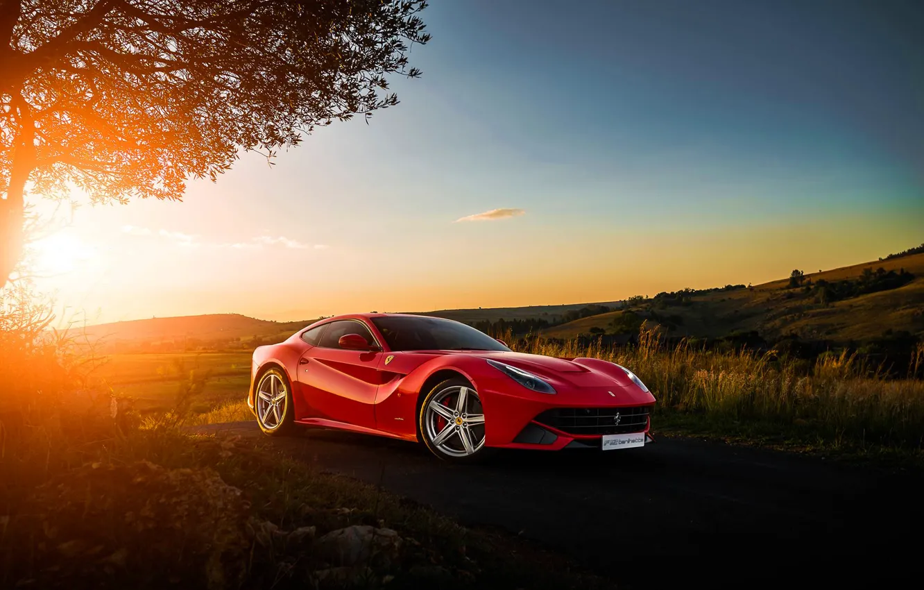 Фото обои Ferrari, Red, Sky, Front, Sunset, Africa, South, Supercar